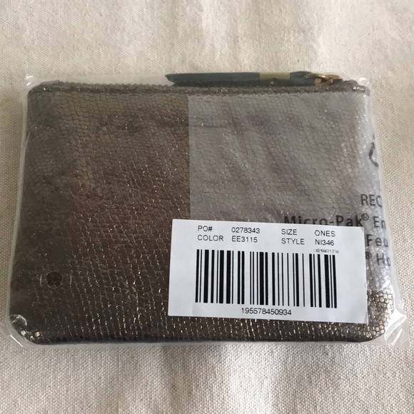 NWT Madewell SMALL ZIP POUCH IN METALLIC LEATHER. New with tags leather pouch - Picture 4 of 10